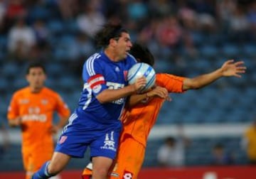 Marcelo Salas jugó un excelente partido en aquella tarde de 2008, cuando "colgó" los botines tras el triunfo ante Cobreloa.