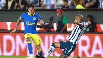 Brian Rodriguez (L) of America fights for the ball with Luis Alfonso Rodriguez (L) of Pachuca during the Quarterfinals first leg match between Pachuca and America as part of the Torneo Clausura 2024 Liga BBVA MX at Hidalgo Stadium on May 08, 2024 in Pachuca, Hidalgo, Mexico.