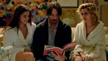 This was Keanu Reeves’ most awkward sex scene: with Ana de Armas and the wife of the director of this film