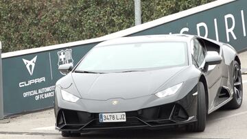 Trincao aparece en Lamborghini y un aficionado comenta...