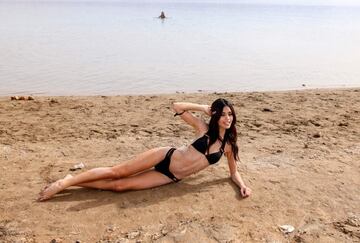 Las participantes de Miss Universo visitan el Mar Muerto cerca de Jericó, Cisjordania.