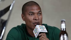 Henríquez y otros jugadores o exfutbolistas listos para dirigir