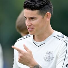 "Everton no puede cometer el error de dejar salir a James"