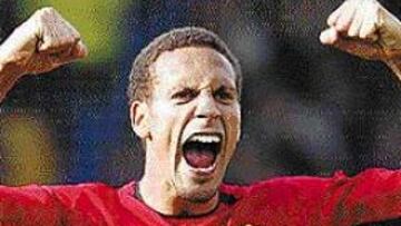 Ferdinand celebra el triunfo del Manchester United el pasado sábado ante el Leeds.