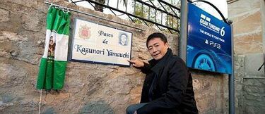 A creador de Gran Turismo le abren un Paseo en Ronda