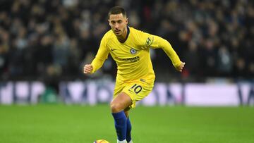 Hazard ante el Tottenham.