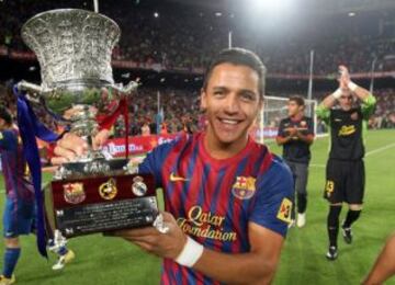 El delantero ganó la Copa del Rey en el 2011-2012 y también se quedó con la Supercopa el mismo año. Además, celebró el título en el Mundial de Clubes y Supercopa de Europa.