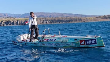 La locura de un Guinness: cruzar el Atl¨¢ntico en una tabla de surf