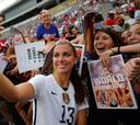 La estrella Alex Morgan elige a Messi antes que a Cristiano