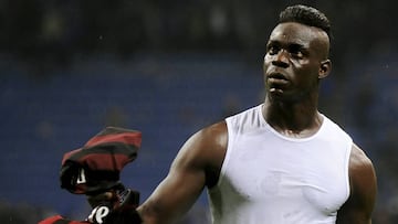 El delantero italiano, Mario Balotelli, durante un partido.