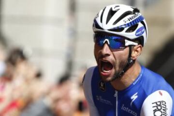 Fernando Gaviria gana la tercera etapa del Giro de Italia 