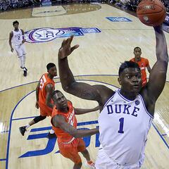 Zion Williamson arrasa... con zapatillas especiales de Nike