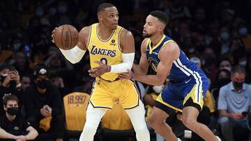Los Lakers tienen un problema con Westbrook y su inclusión en el esquema de juego, pero sentar a alguien de su caché es algo difícil de asumir.