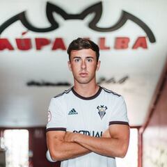 Marc Llinares: "Jugaré donde sea necesario"