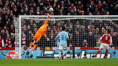 Arsenal 0-3 Manchester City: El equipo de Guardiola es campeón