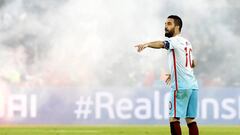 Arda es expulsado de Turquía y dice que se retira de la selección