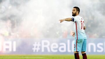 El jugador turco del Barcelona, Arda Turan, durante un partido.