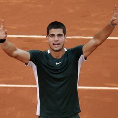 Alcaraz edges past Djokovic to reach Madrid Open final