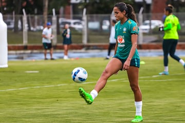 Luego de la victoria ante Paraguay, la Selección Femenina de Brasil volvió a trabajos de campo en la cancha de la Universidad Industrial de Santander, esta vez con miras a la gran final de la Copa América Femenina ante Colombia.