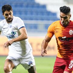 Galatasaray estaría pensando en vender a Falcao en enero