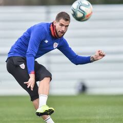 Íñigo Martínez: "Nuestra ilusión es montarnos en la gabarra y sin frenos hasta la Concha"