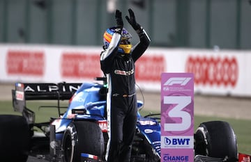 Las mejores imágenes del podio de Alonso en Qatar