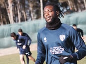 Tres fichajes por estrenar en el Huesca