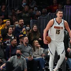 Jokic underlines NBA MVP credentials in Nuggets' win over Pelicans