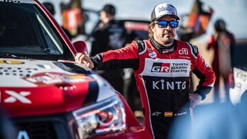 Fernando Alonso en el Dakar.