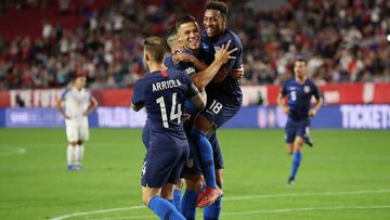 GLENDALE, ARIZONA - JANUARY 27: Christian Ramirez #21 of United States is congratulated by Paul Arriola #14 and Jonathan Lewis #18 of United States after scoring a goal against the Panama during the second half of the international friendly at State Farm Stadium on January 27, 2019 in Glendale, Arizona. USA defeated Panama 3-0.   Christian Petersen/Getty Images/AFP
 == FOR NEWSPAPERS, INTERNET, TELCOS &amp; TELEVISION USE ONLY ==