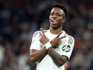 The Spanish side beat Benfica to continue their match in Europe’s elite competition.