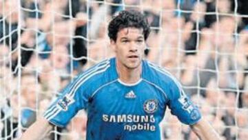 <b>LANZADO. </b>Ballack dejará el Chelsea y se convertirá en jugador madridista en las próximas horas.