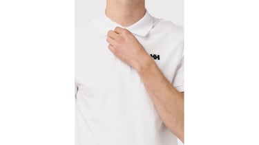 No ha llegado el verano y este polo transpirable de Helly Hansen ya ha conquistado a todo el mundo