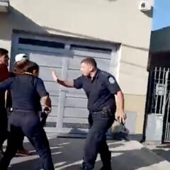 La tensión se multiplica por 100: se saltan la cuarentena y agreden a los policías que querían detenerles
