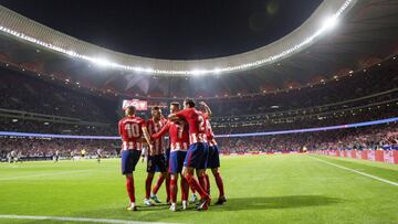 El Atlético celebra un gol en el Metropolitano.