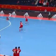 Irán sale airosa de la lluvia de goles ante Uzbekistán