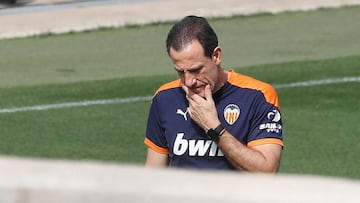 Voro, en un entrenamiento del Valencia.