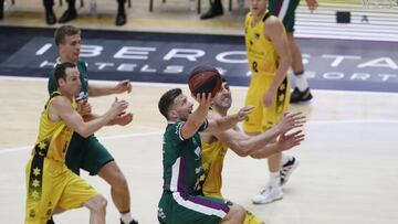 17/06/20 PARTIDO DE BALONCESTO 
 LIGA ENDESA ACB
 FASE FINAL VALENCIA
 CORONAVIRUS   COVID-19
 JORNADA 1
 GRUPO A
 IBEROSTAR TENERIFE
 UNICAJA MALAGA
 GAL MEKEL
 GIORGI SHERMADINI