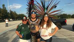 El color de la afici&oacute;n previo al M&eacute;xico - Uruguay en Houston