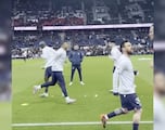La reacción de Lionel Messi ante un grito de aficionado en el Parque de los Príncipes