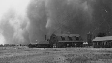 El futuro apocalíptico de ‘Interstellar’ se inspira en una catástrofe real que hace 100 años causó estragos en USA