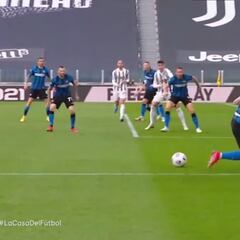 Toda Italia enfurecida por el penal de Cuadrado ante Inter