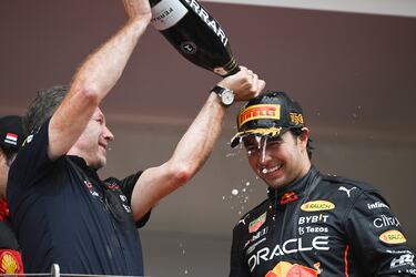 Checo Pérez renueva con Red Bull hasta 2024