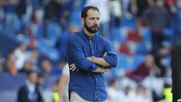 Machín pide al Espanyol que fiche a un delantero en invierno