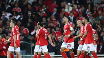 El Benfica sufre mucho sin Carreras