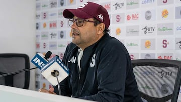 Jeaustin Campos. entrenador de Deportivo Saprissa.