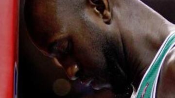 DECISIVO. Kevin Garnett consiguió la agónica canasta que dio el triunfo a los Celtics.