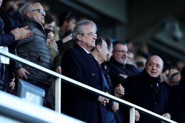 Florentino Pérez at Estadio El Alcoraz