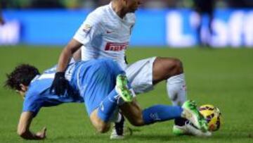 Fredy Guar&iacute;n, volante colombiano del Inter de Milan, en un partido del Calcio frente al Empoli. 