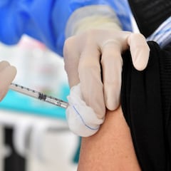 Expertos en salud pública avisan de que "en breve" habrá un "gran problema" con la vacunación